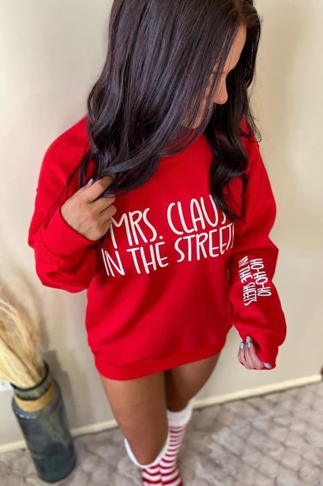 Mrs Claus in the streets Crewneck